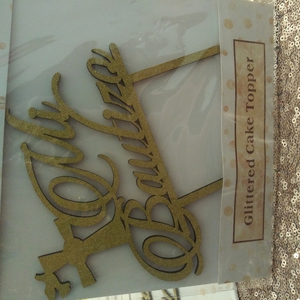 Cake topper
